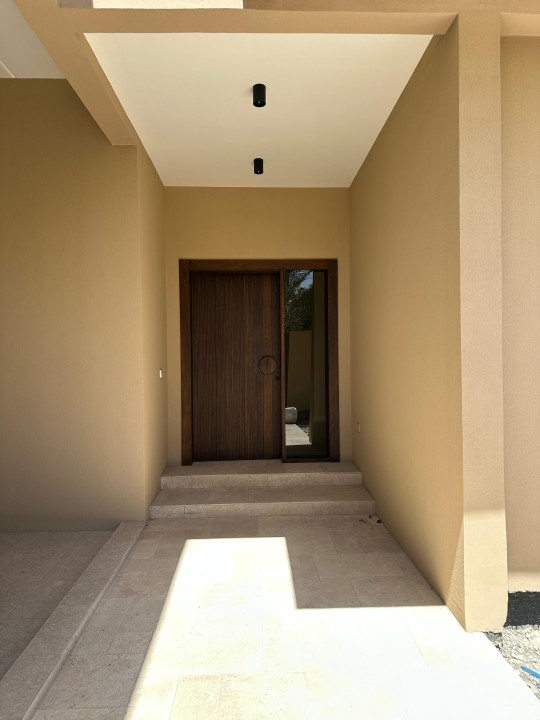 صورة فيلا للبيع في سار #7855 4