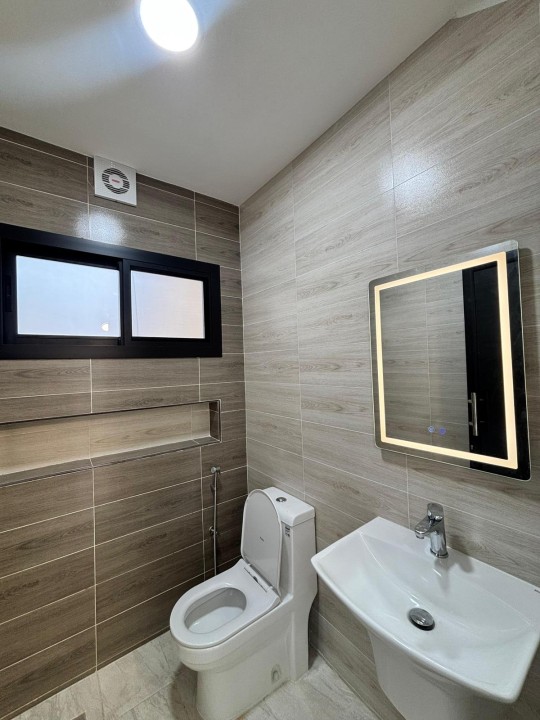 Villa for Sale in Durrat Al Muharraq Image #7954 8