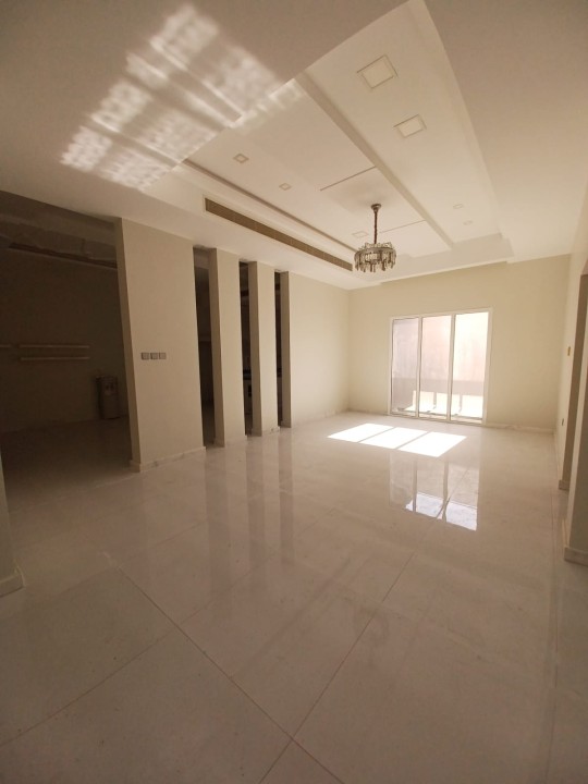 Villa for Sale in Sar Image #8389 3