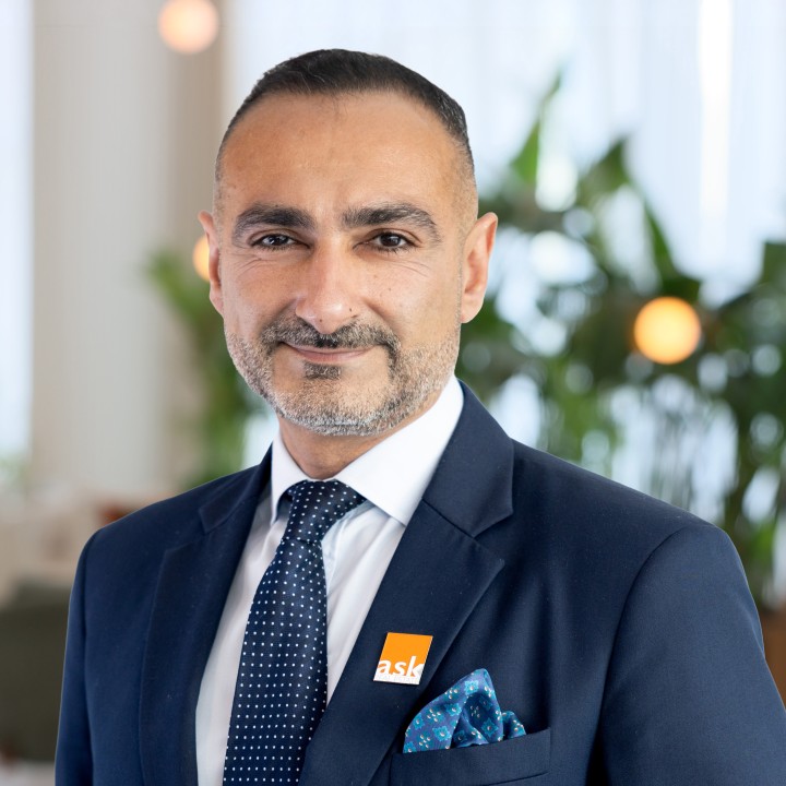 صورة حسين حسيني