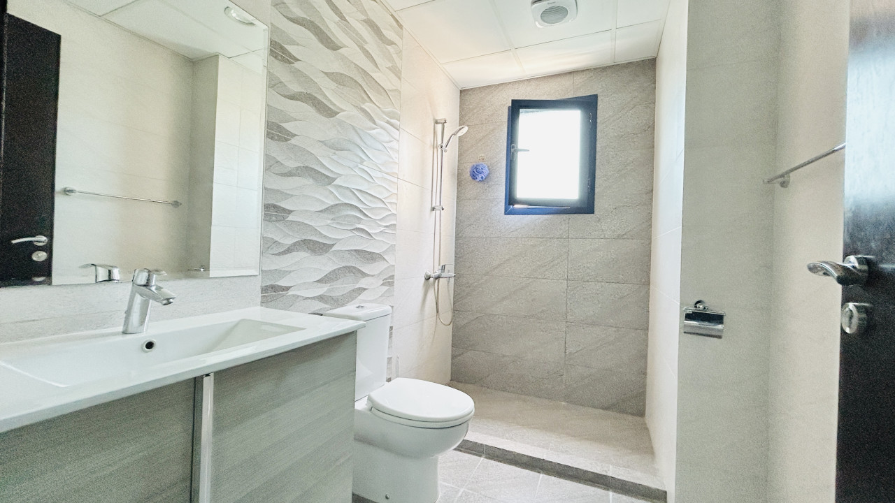 Apartment for Rent in Juffair Image #10076 5