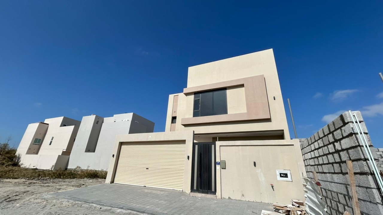 صورة فيلا للبيع في المالكية #8874 0 