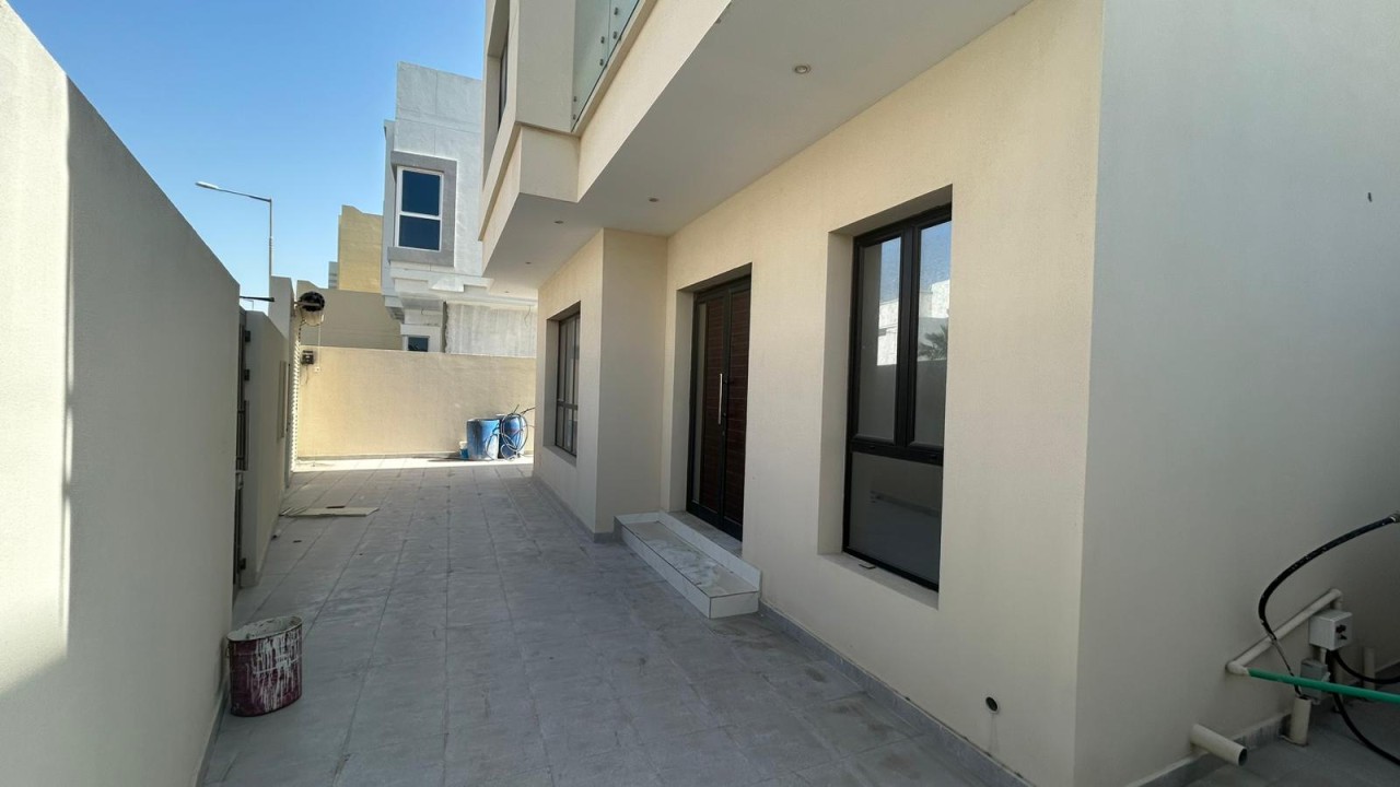 صورة فيلا للبيع في المالكية #9034 1