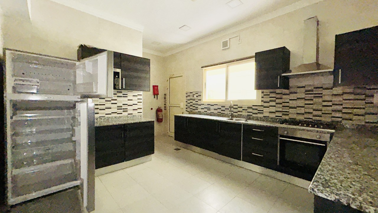 صورة فيلا للإيجار في جرداب #9520 3