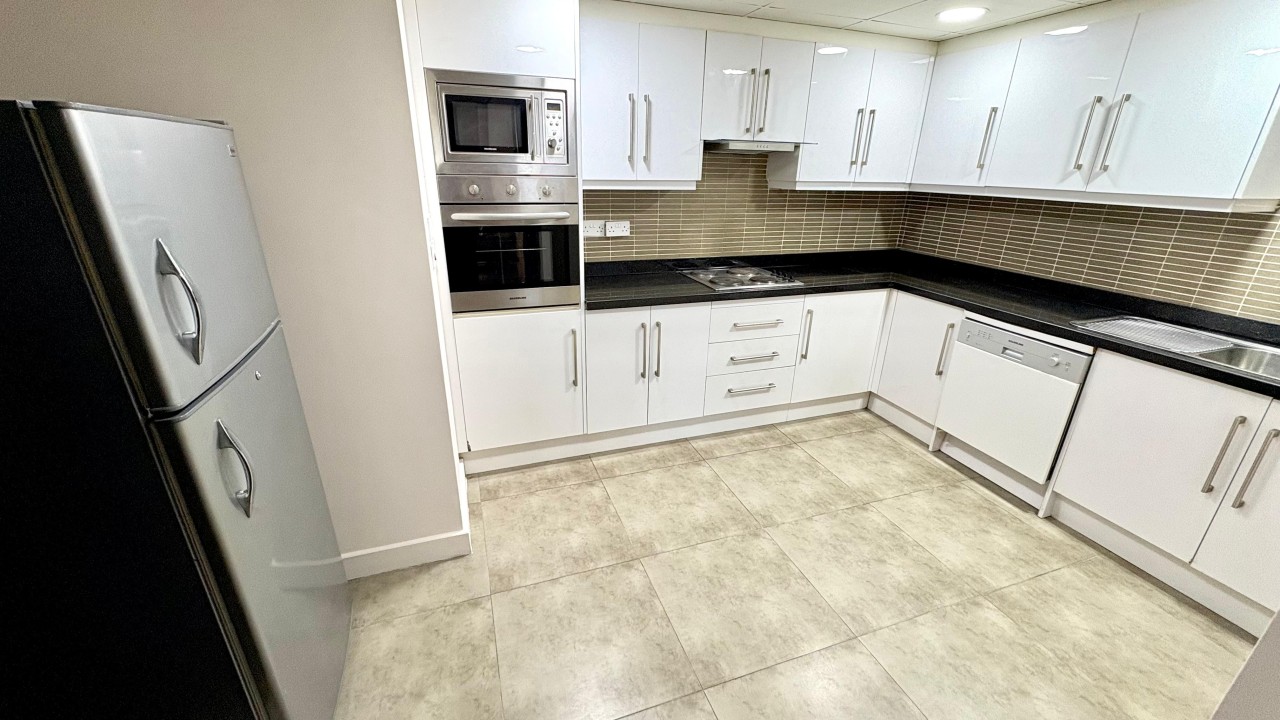 صورة شقة للإيجار في جزر امواج #9681 3