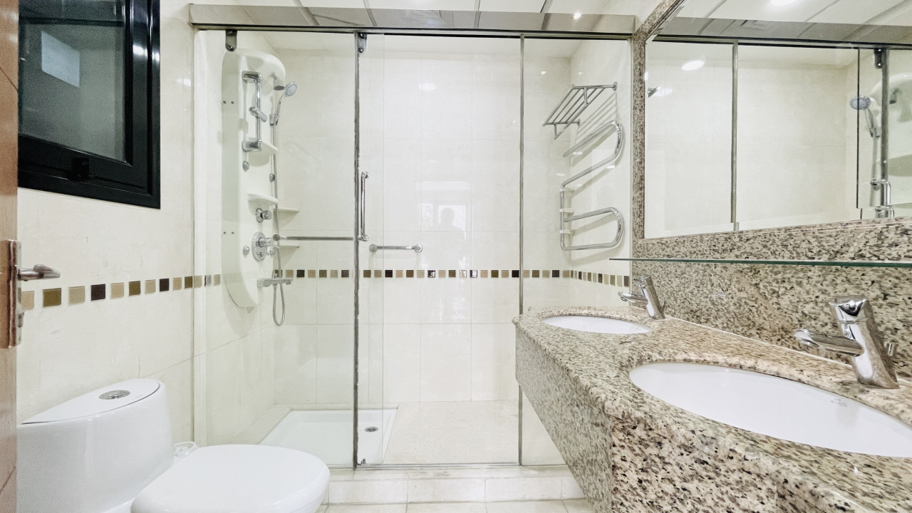 Apartment for Rent in Juffair Image #9782 6