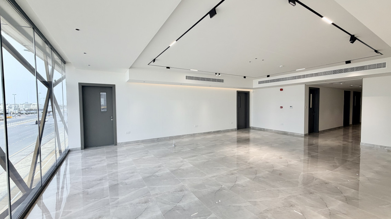 Office for Rent in Diyar Al Muharraq Image #9921 3