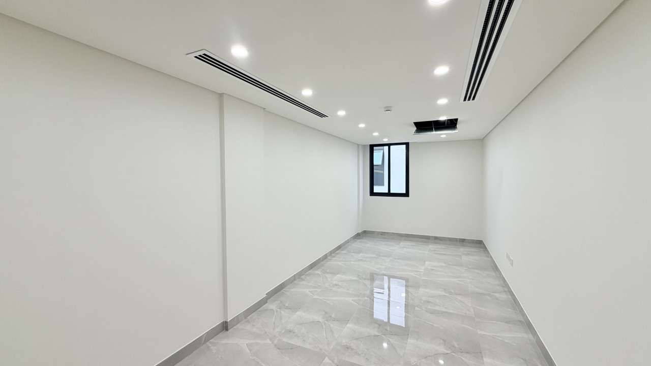 Office for Rent in Diyar Al Muharraq Image #9921 4
