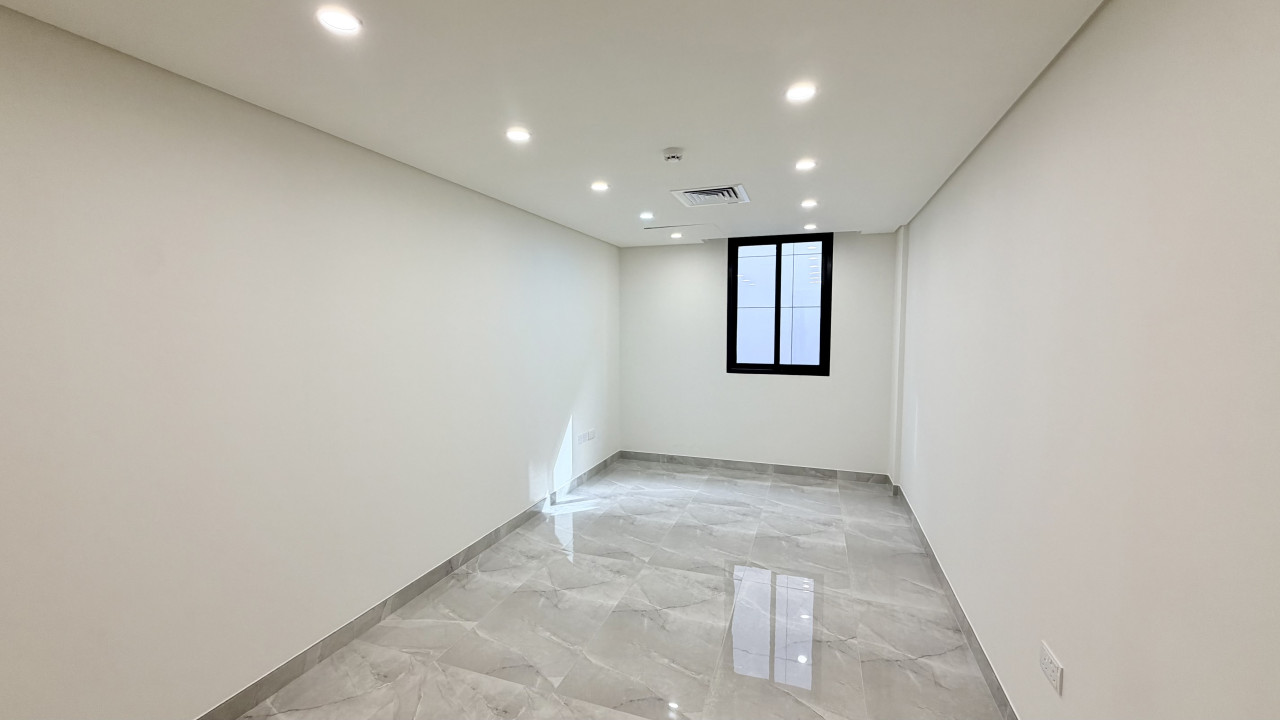 Office for Rent in Diyar Al Muharraq Image #9921 5