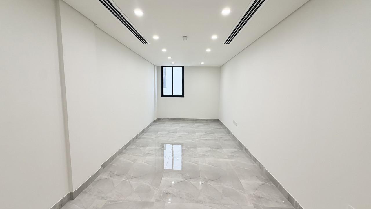 Office for Rent in Diyar Al Muharraq Image #9936 7