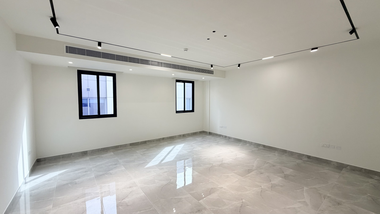 Office for Rent in Diyar Al Muharraq Image #9936 8