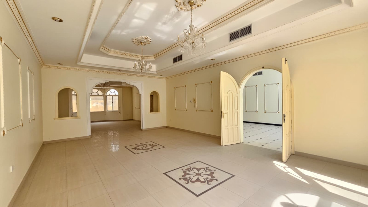 Villa for Sale in Zinj Image #10025 1