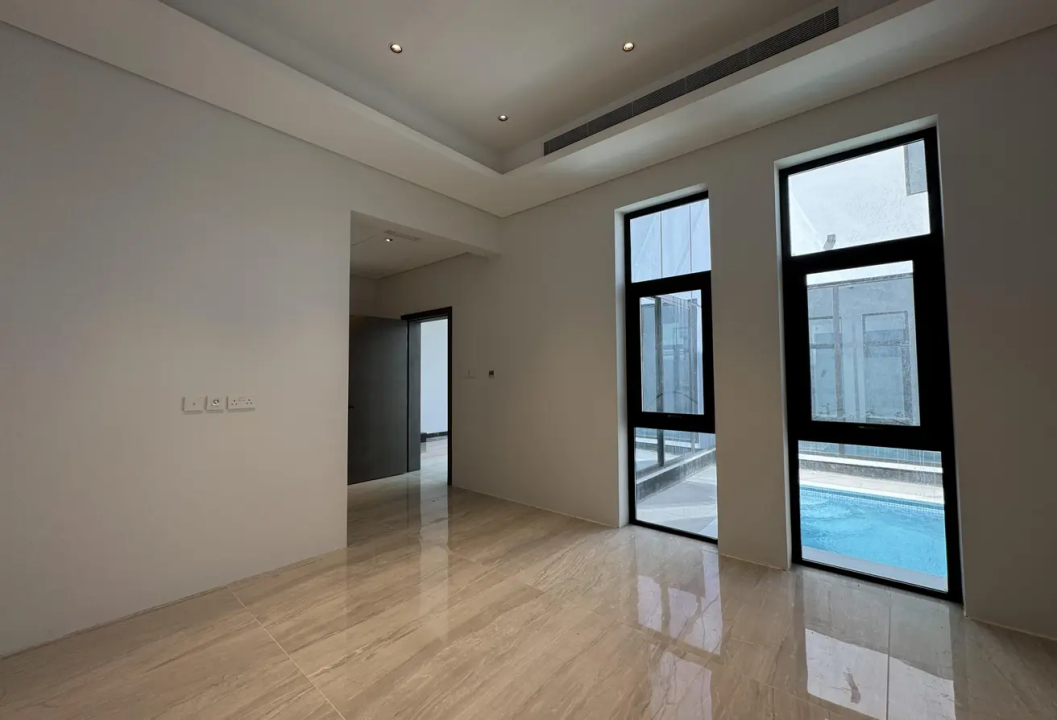 Villa for Sale in Sar Image #8464 4