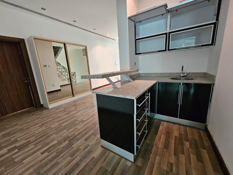 Villa for Sale in Sar Image #8466 1