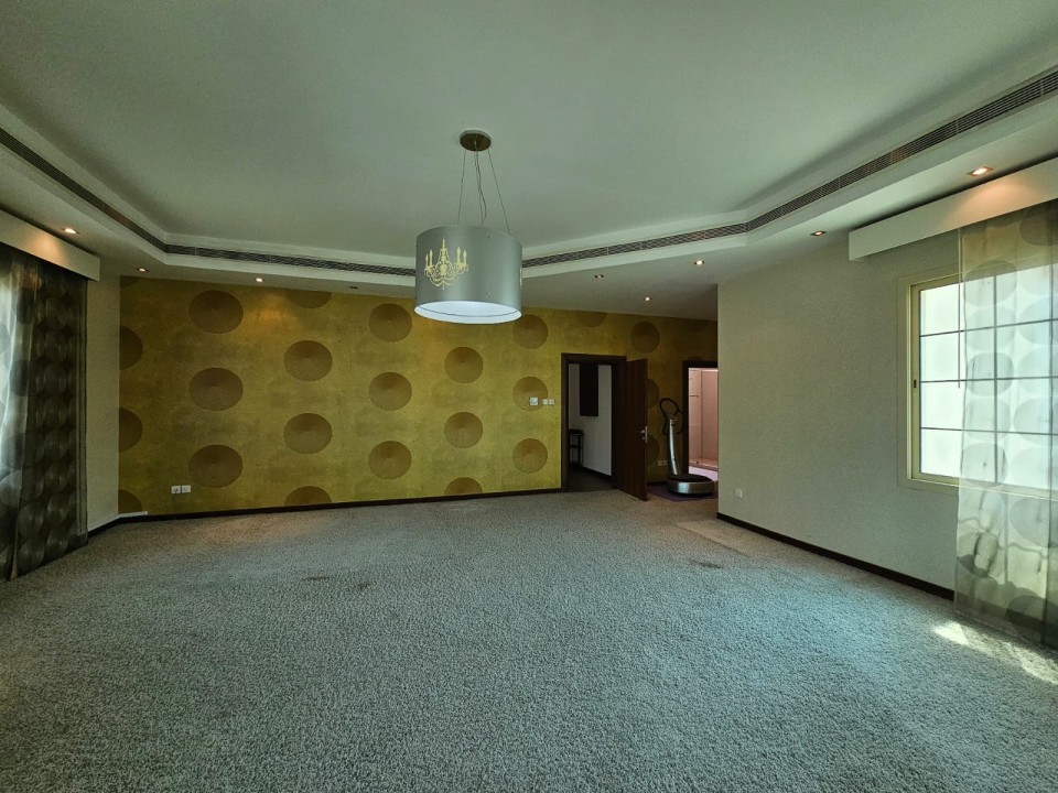 Villa for Sale in Sar Image #8466 7