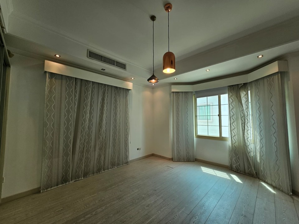 Villa for Sale in Sar Image #8466 9