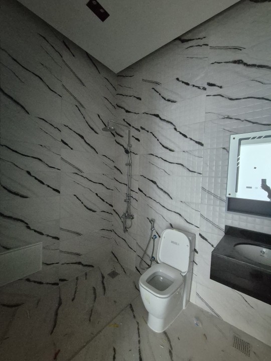 صورة فيلا للبيع في سار #8601 8