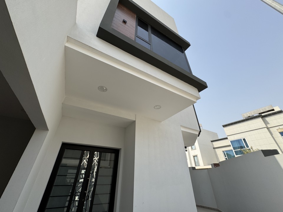 صورة فيلا للبيع في جد الحاج #8604 1