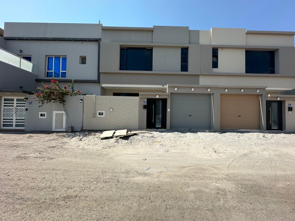 صورة فيلا للبيع في كرزكان #8606 0