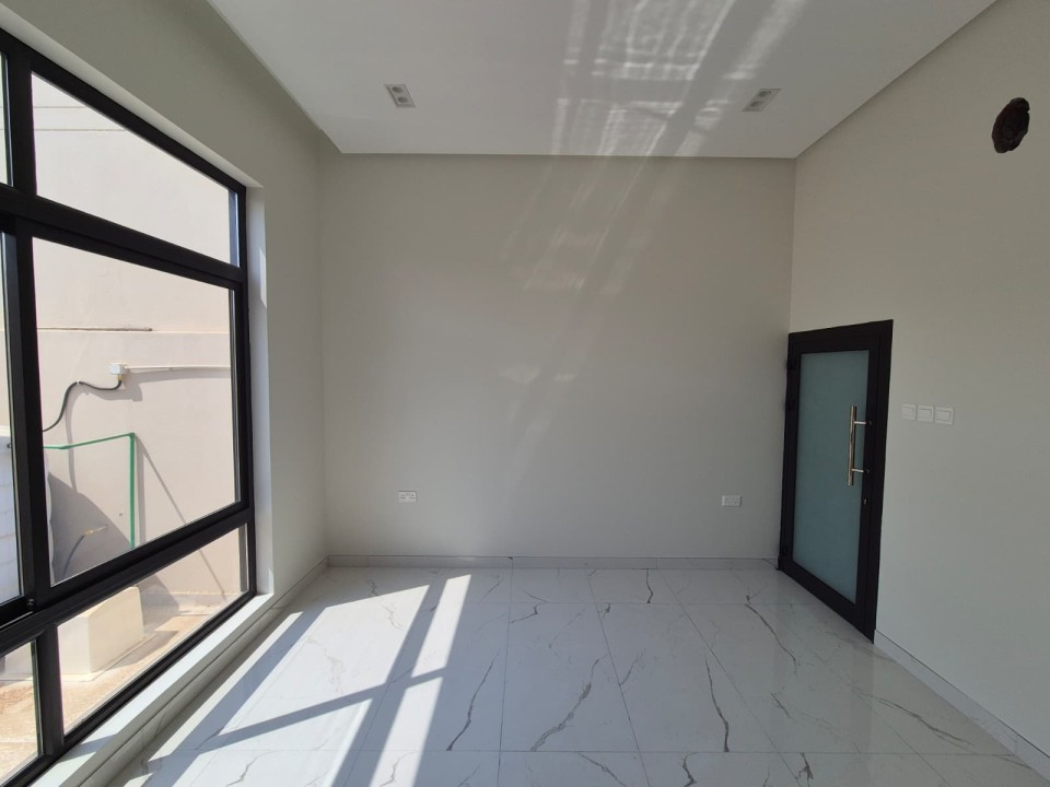 صورة فيلا للبيع في باربار #8608 7