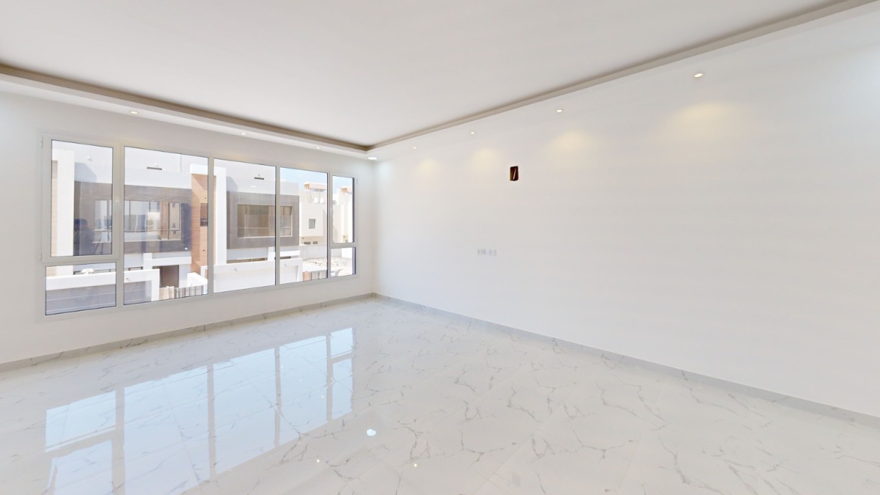 صورة فيلا للبيع في المالكية #6361 3