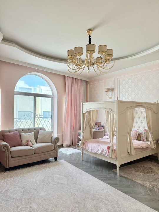 Villa for Sale in Arad Image #8143 1