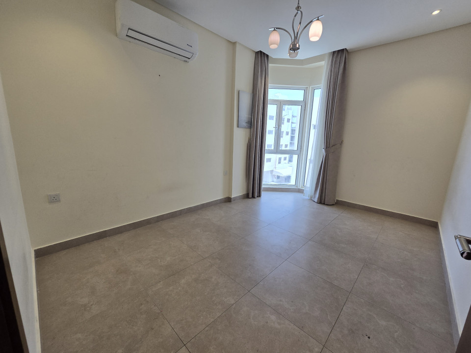 Apartment for Rent in Janabiyah Image #11774 4