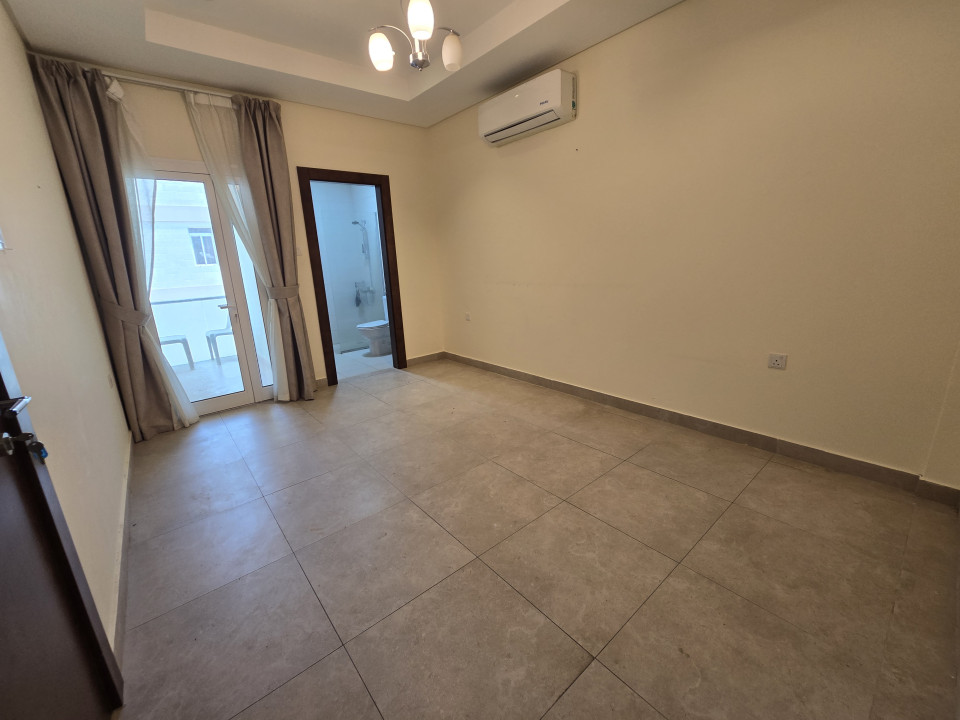Apartment for Rent in Janabiyah Image #11774 5