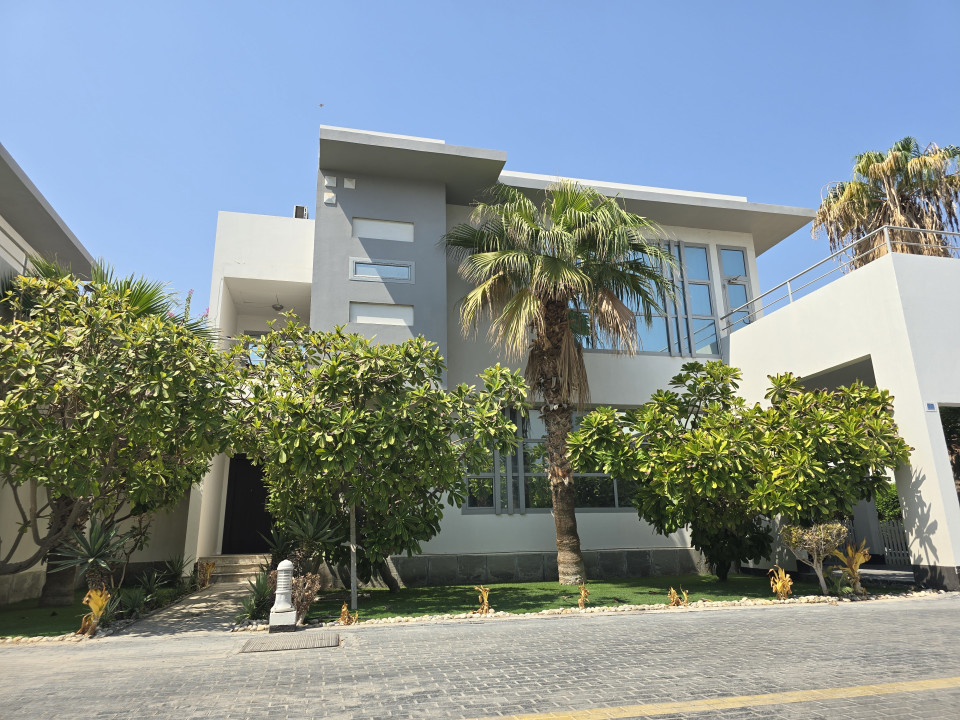 Villa for Rent in Sar Image #12568 1