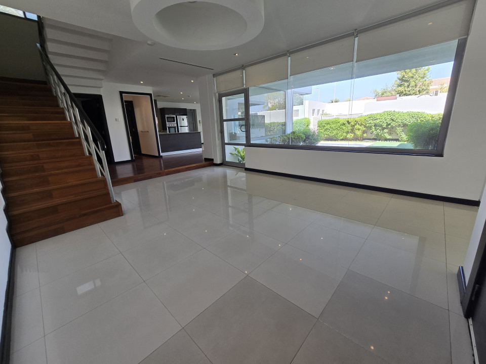 Villa for Rent in Sar Image #12568 2