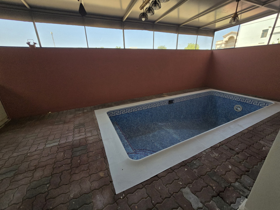 Villa for Rent in Sar Image #12569 3