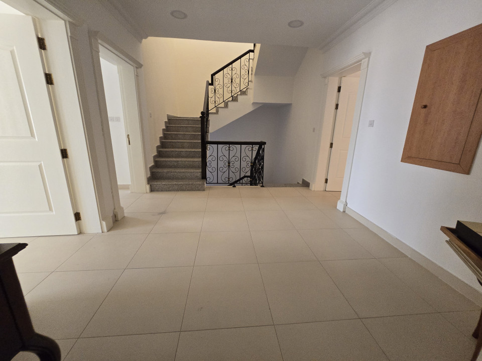 Villa for Rent in Sar Image #12569 8