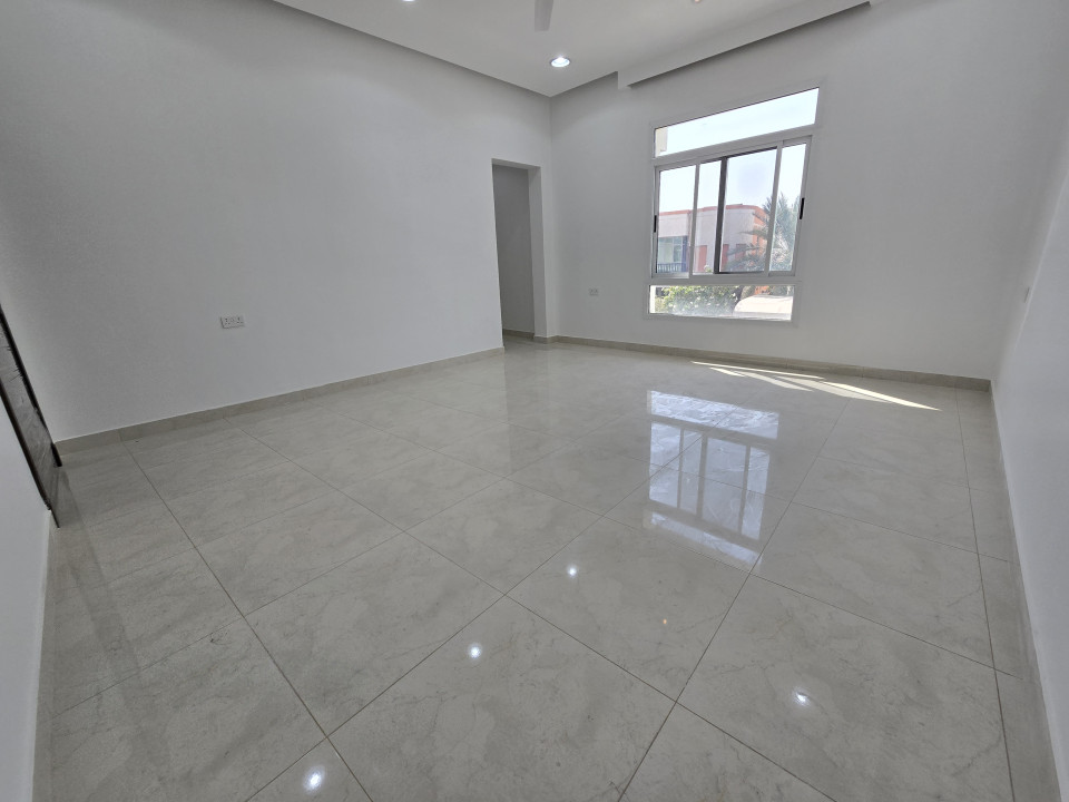 صورة شقة للإيجار في سار #12576 2