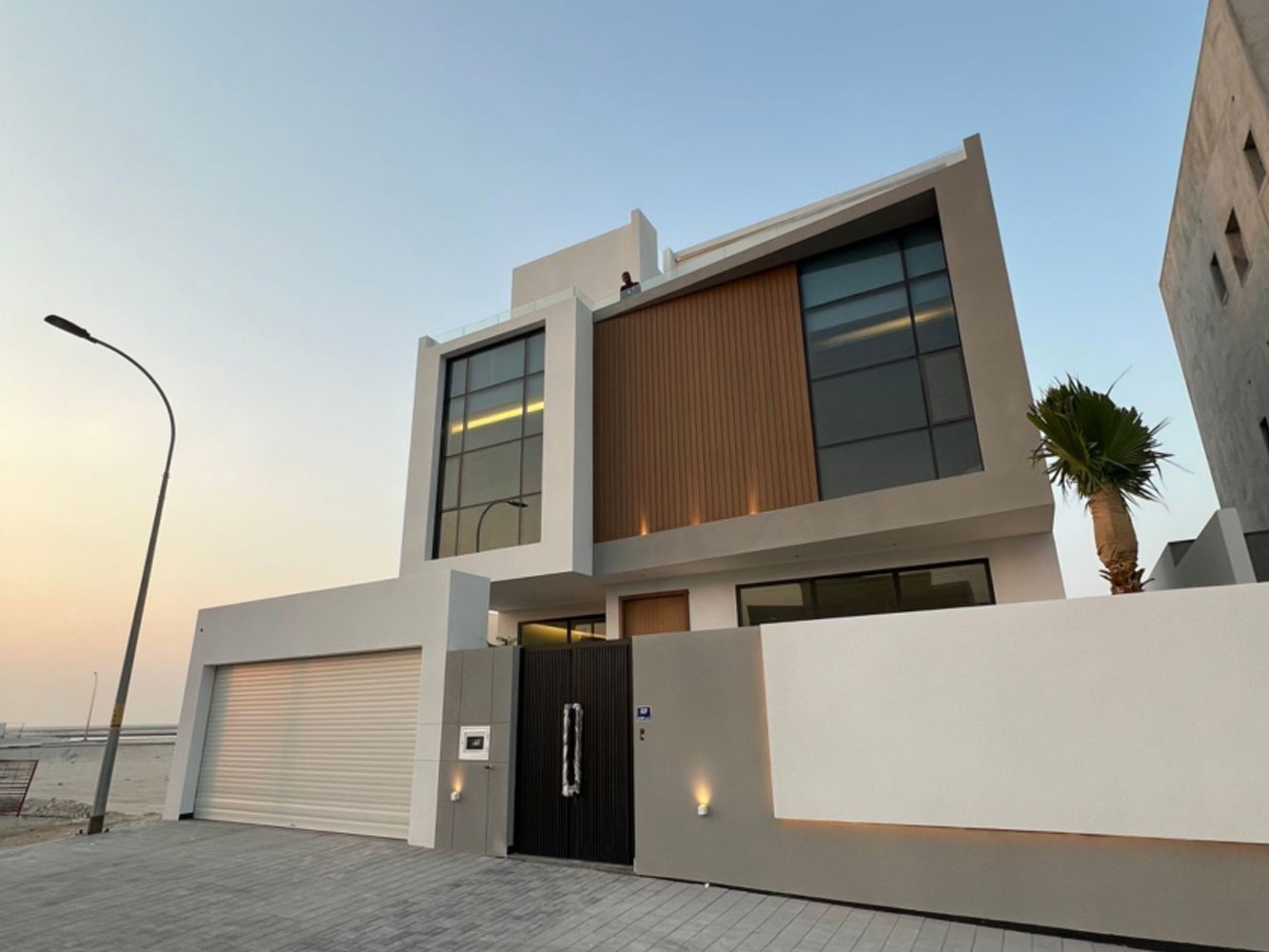 property 2150 image 0