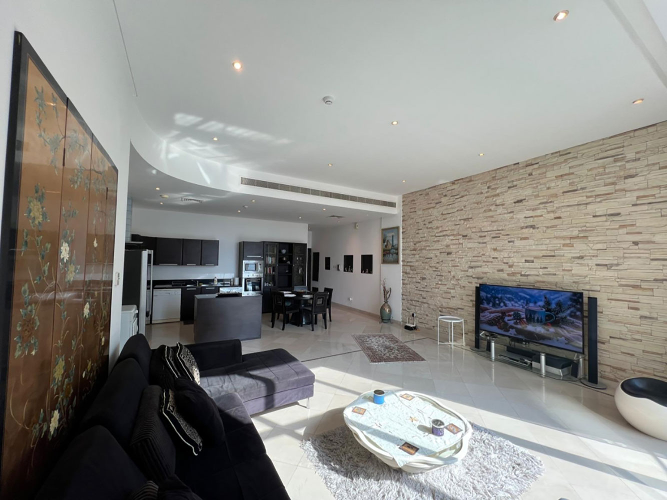 property 3079 image 0