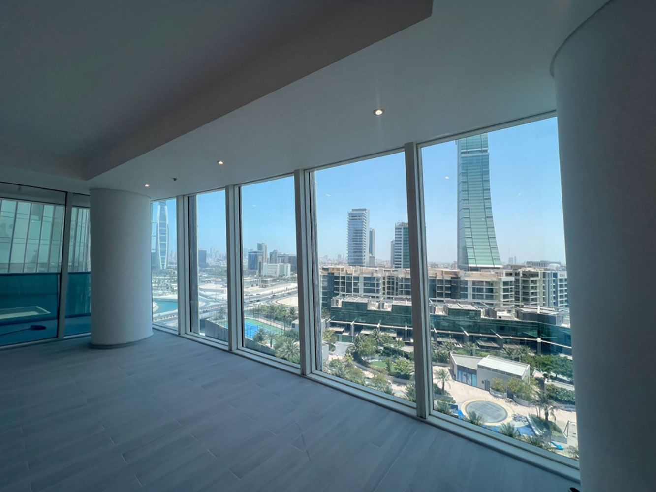 property 4989 image 0