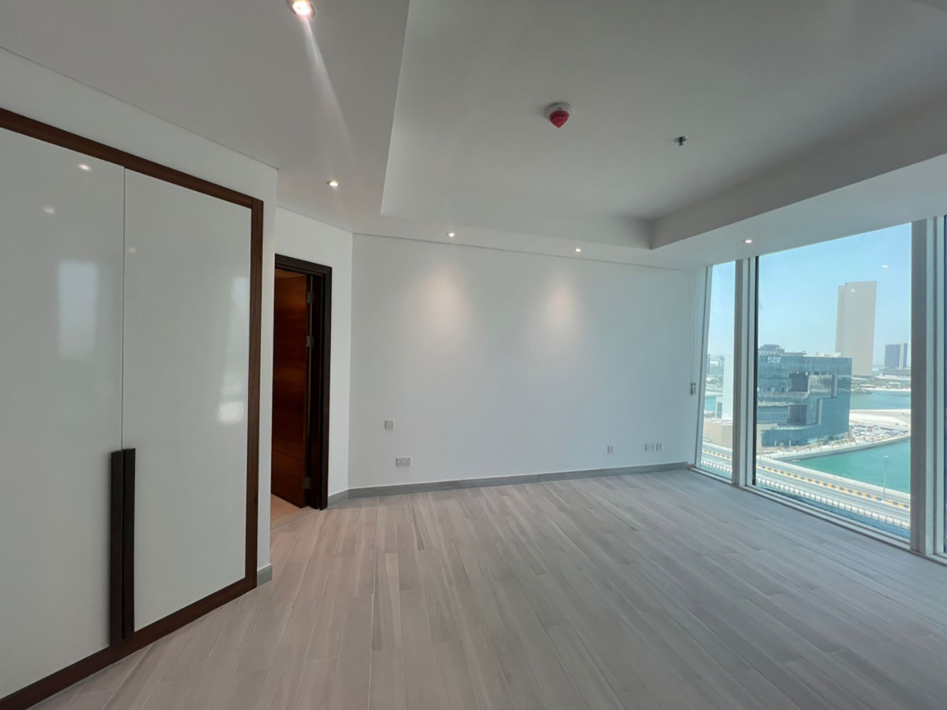 property 4989 image 5