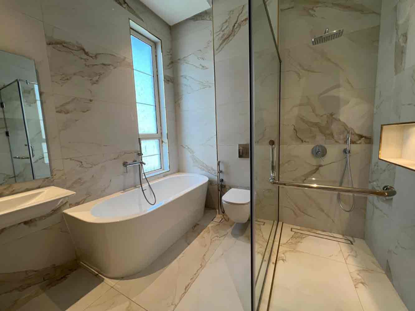 صورة فيلا للبيع في توبلي #5479 1