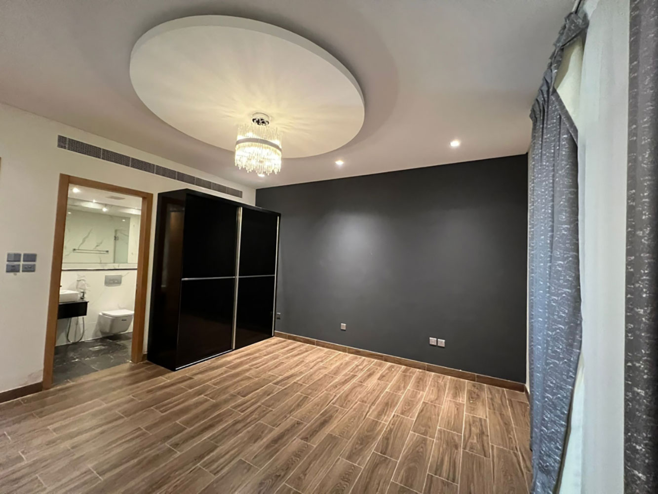 property 5640 image 4