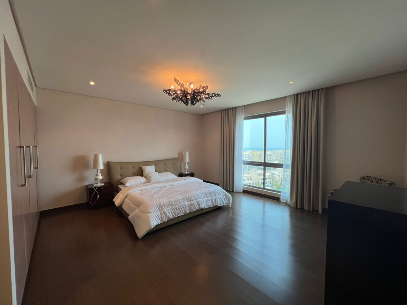 property 5728 image 3