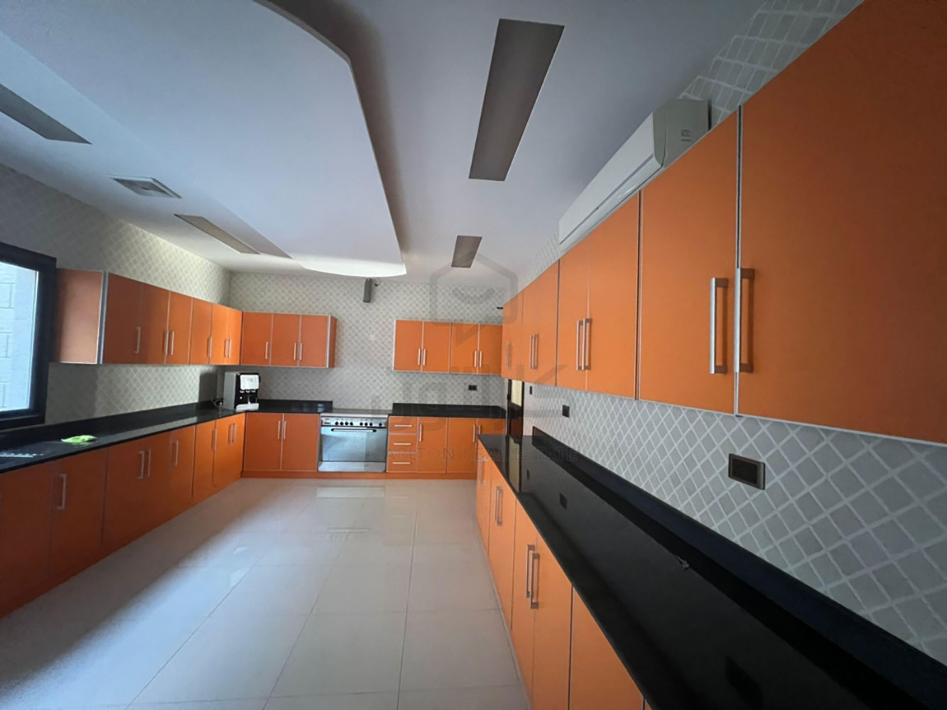 property 6818 image 9