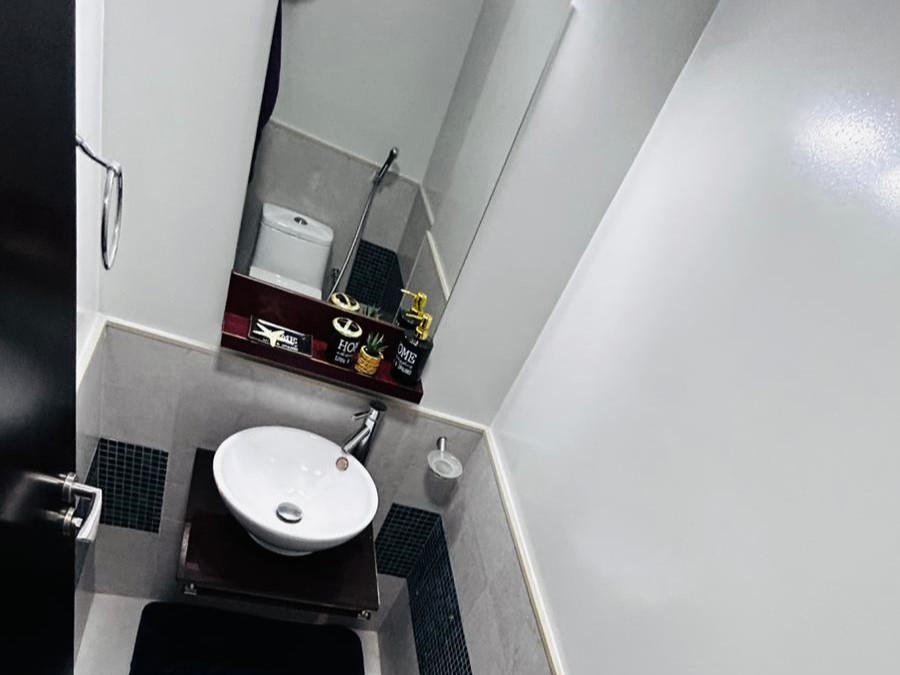 property 7607 image 4