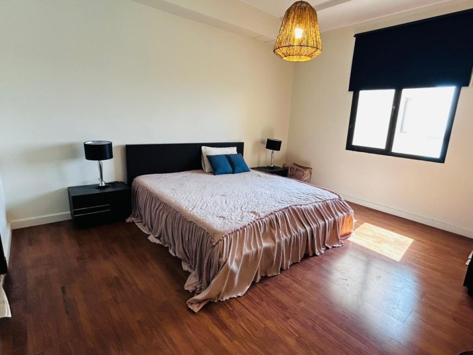 property 7607 image 9