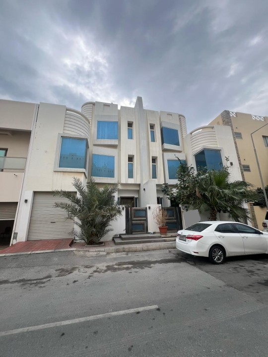 صورة فيلا للبيع في قلالي #7778 0