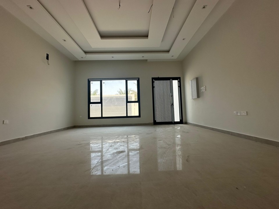 صورة فيلا للبيع في المالكية #7872 1