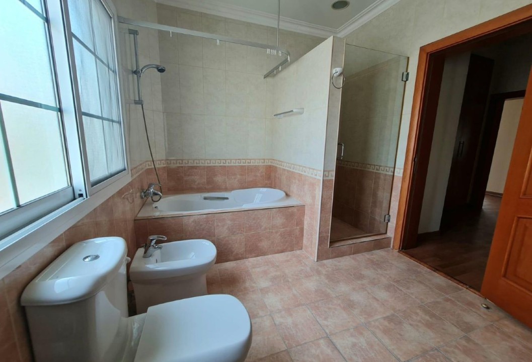 صورة فيلا للإيجار في الجفير #8292 4