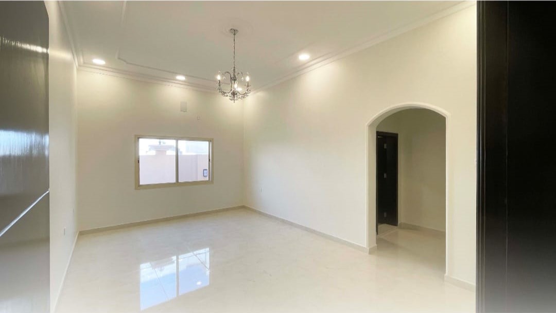 Villa for Sale in Hidd Image #8371 2