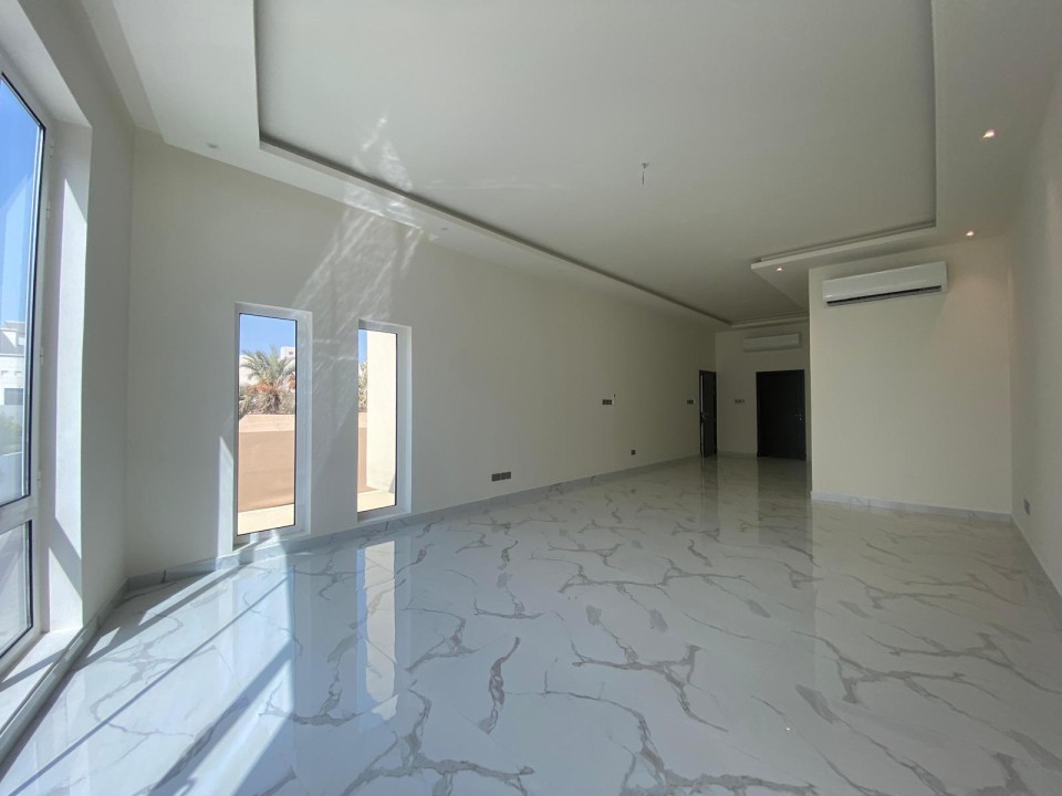Villa for Sale in Buqwa Image #8372 1