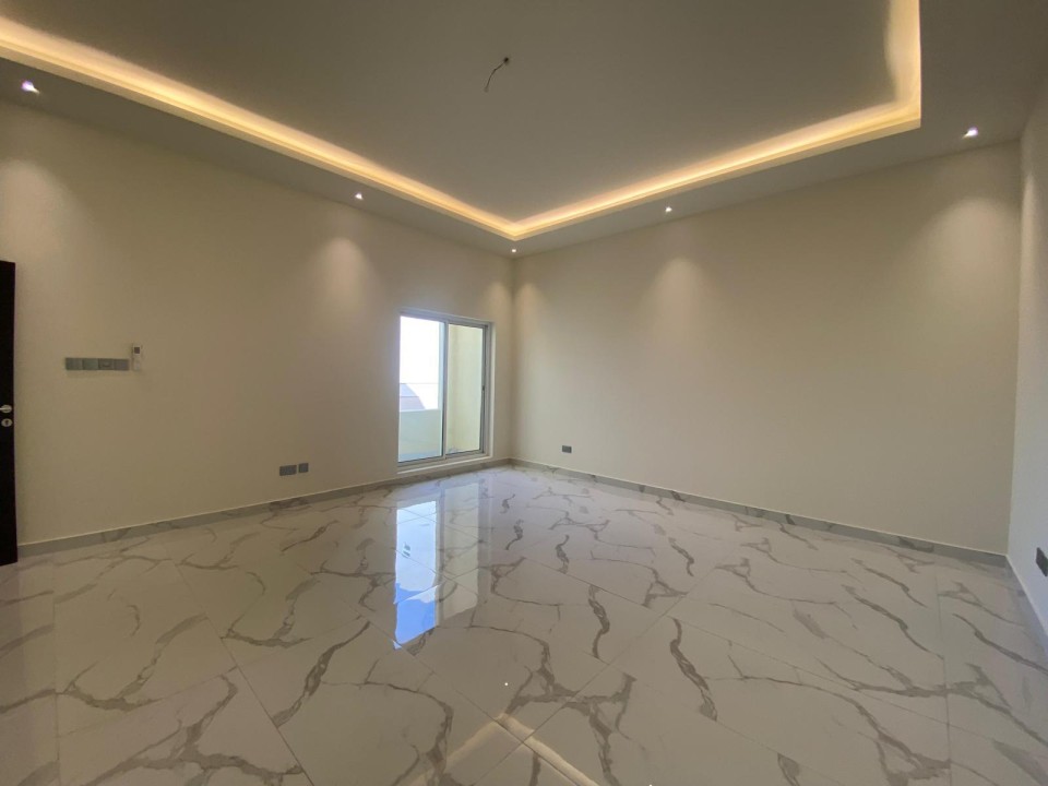 Villa for Sale in Buqwa Image #8372 3