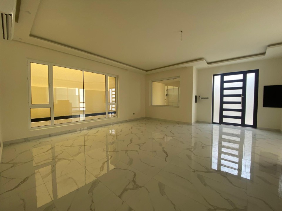Villa for Sale in Buqwa Image #8372 7